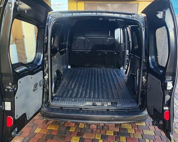 Черный Рено Кенгу, объемом двигателя 0 л и пробегом 187 тыс. км за 10900 $, фото 29 на Automoto.ua