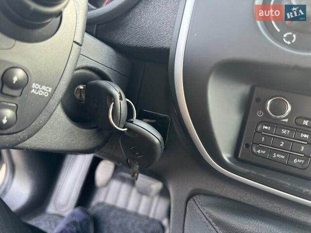 Рено Кенгу 2018 в Дубно на Automoto.ua Черный Рено Кенгу, объемом двигателя 1.5 л и пробегом 263 тыс. км за 11500 $, фото 29 на Automoto.ua