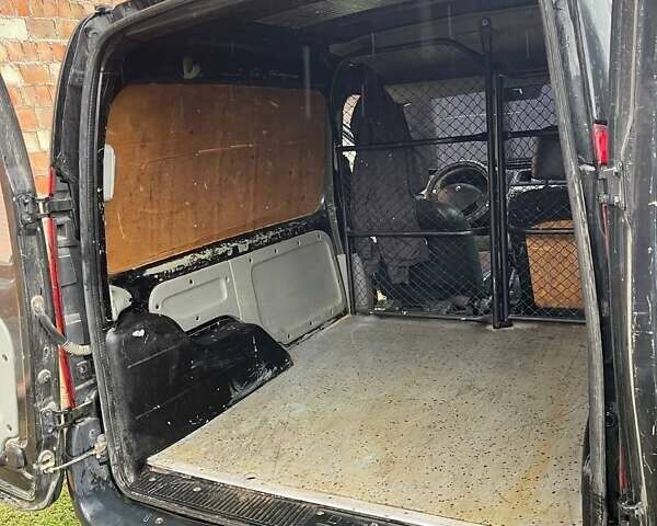 Черный Рено Кенгу, объемом двигателя 1.46 л и пробегом 250 тыс. км за 2600 $, фото 9 на Automoto.ua