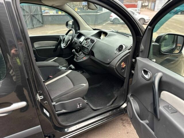 Черный Рено Кенгу, объемом двигателя 1.5 л и пробегом 348 тыс. км за 8450 $, фото 6 на Automoto.ua