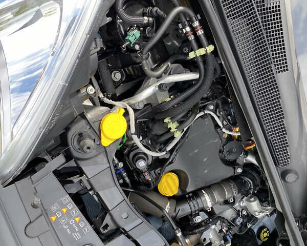 Черный Рено Кенгу, объемом двигателя 1.5 л и пробегом 120 тыс. км за 10300 $, фото 25 на Automoto.ua