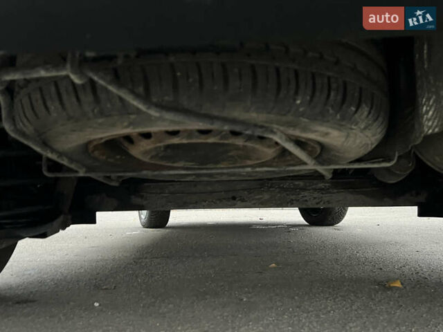 Черный Рено Кенгу, объемом двигателя 1.5 л и пробегом 170 тыс. км за 6700 $, фото 46 на Automoto.ua
