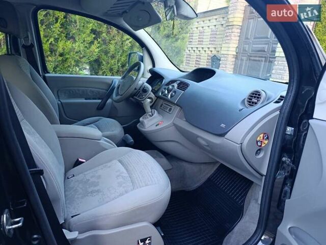 Чорний Рено Кєнгу, об'ємом двигуна 1.6 л та пробігом 245 тис. км за 7500 $, фото 21 на Automoto.ua