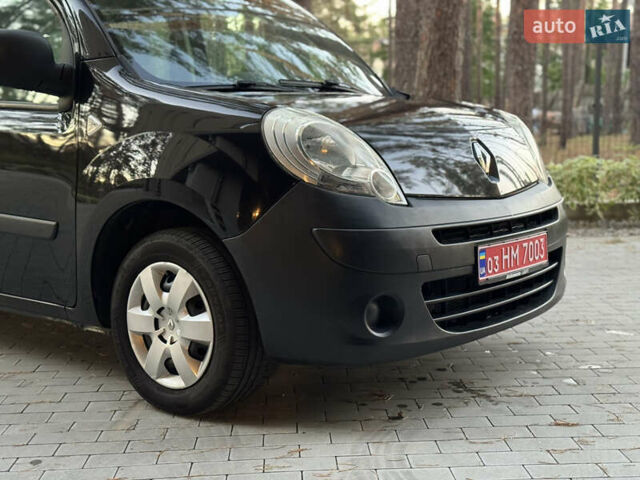 Черный Рено Кенгу, объемом двигателя 1.6 л и пробегом 190 тыс. км за 7150 $, фото 6 на Automoto.ua