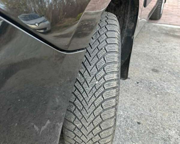 Черный Рено Кенгу, объемом двигателя 1.6 л и пробегом 190 тыс. км за 7199 $, фото 42 на Automoto.ua