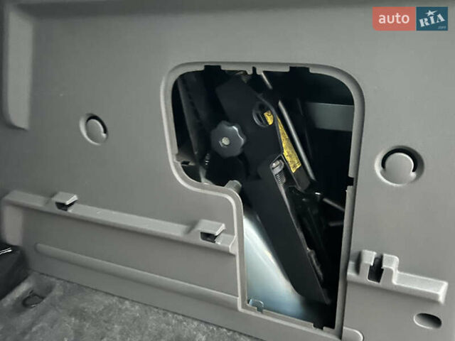 Черный Рено Кенгу, объемом двигателя 1.5 л и пробегом 170 тыс. км за 6700 $, фото 47 на Automoto.ua