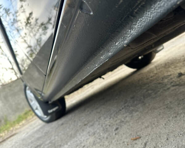 Черный Рено Кенгу, объемом двигателя 1.6 л и пробегом 190 тыс. км за 7199 $, фото 40 на Automoto.ua