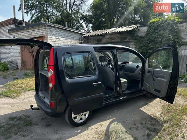 Черный Рено Кенгу, объемом двигателя 1.46 л и пробегом 327 тыс. км за 7300 $, фото 9 на Automoto.ua