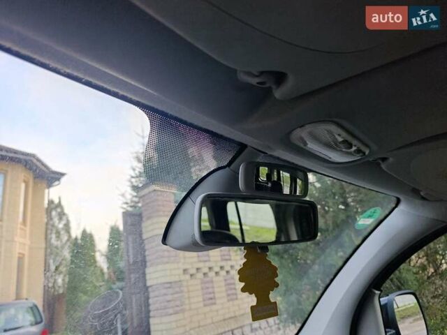 Чорний Рено Кєнгу, об'ємом двигуна 1.6 л та пробігом 245 тис. км за 7500 $, фото 39 на Automoto.ua