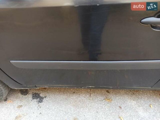 Черный Рено Кенгу, объемом двигателя 1.46 л и пробегом 310 тыс. км за 5600 $, фото 7 на Automoto.ua