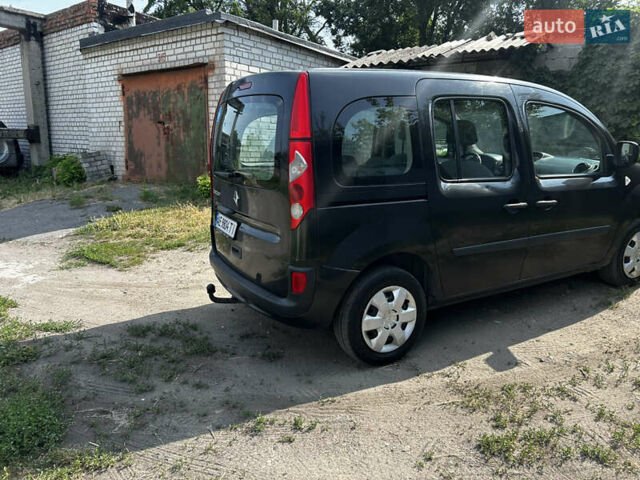 Черный Рено Кенгу, объемом двигателя 1.46 л и пробегом 327 тыс. км за 7300 $, фото 6 на Automoto.ua