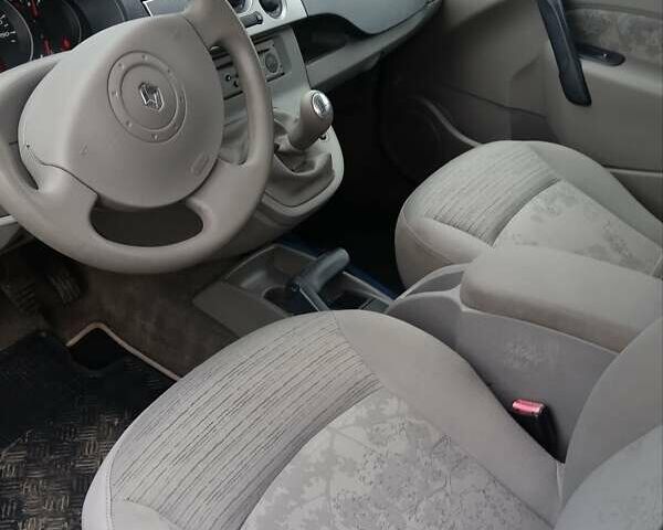 Черный Рено Кенгу, объемом двигателя 1.6 л и пробегом 244 тыс. км за 6700 $, фото 13 на Automoto.ua