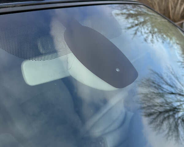 Черный Рено Кенгу, объемом двигателя 1.6 л и пробегом 190 тыс. км за 7199 $, фото 44 на Automoto.ua