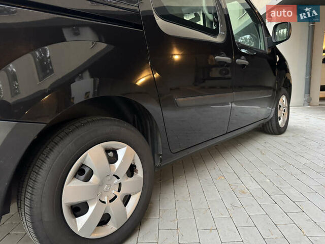 Чорний Рено Кєнгу, об'ємом двигуна 1.6 л та пробігом 190 тис. км за 7350 $, фото 14 на Automoto.ua