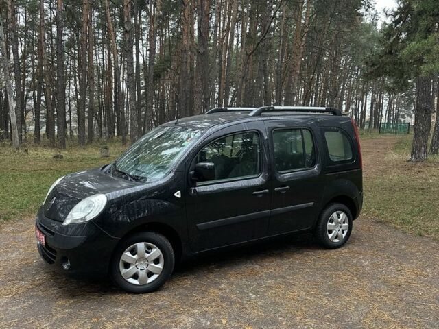 Чорний Рено Кєнгу, об'ємом двигуна 1.5 л та пробігом 227 тис. км за 7350 $, фото 1 на Automoto.ua