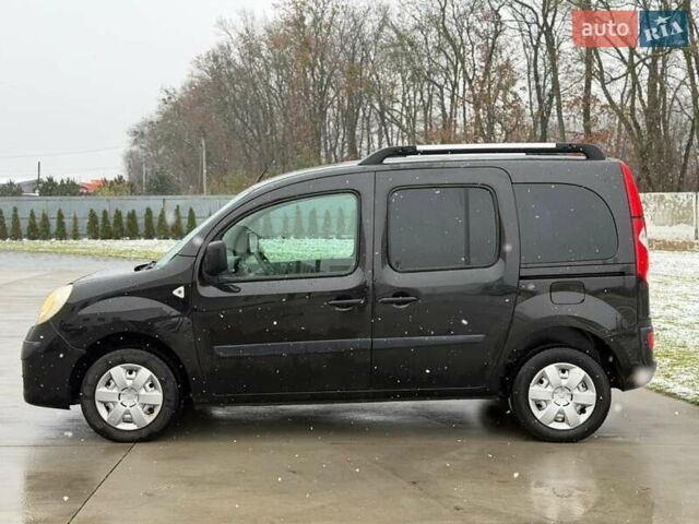 Черный Рено Кенгу, объемом двигателя 1.6 л и пробегом 169 тыс. км за 6500 $, фото 1 на Automoto.ua