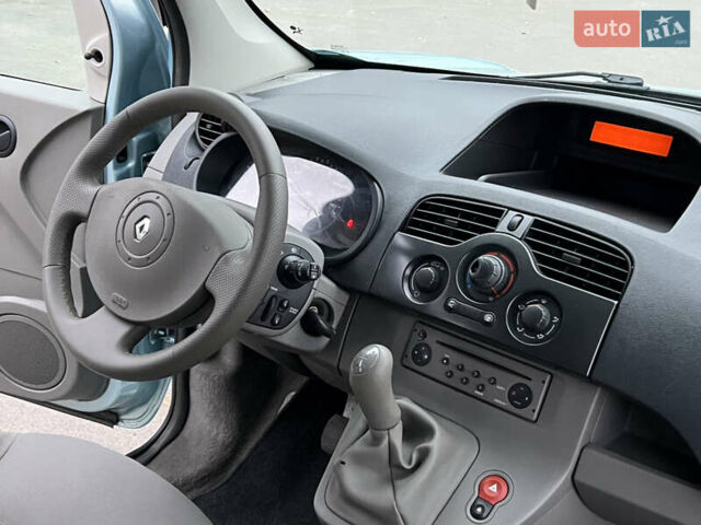 Черный Рено Кенгу, объемом двигателя 1.5 л и пробегом 170 тыс. км за 6700 $, фото 43 на Automoto.ua