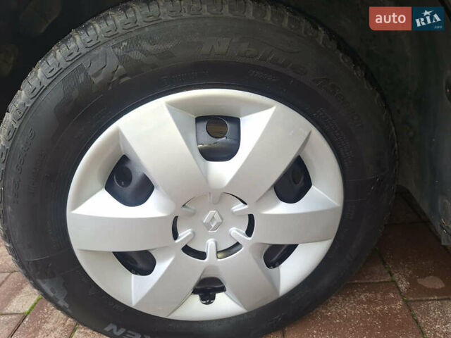 Чорний Рено Кєнгу, об'ємом двигуна 1.6 л та пробігом 152 тис. км за 7300 $, фото 22 на Automoto.ua