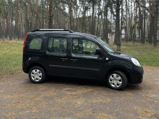 Чорний Рено Кєнгу, об'ємом двигуна 1.5 л та пробігом 227 тис. км за 7350 $, фото 2 на Automoto.ua