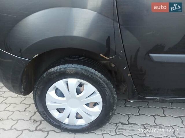 Черный Рено Кенгу, объемом двигателя 1.46 л и пробегом 310 тыс. км за 5600 $, фото 5 на Automoto.ua