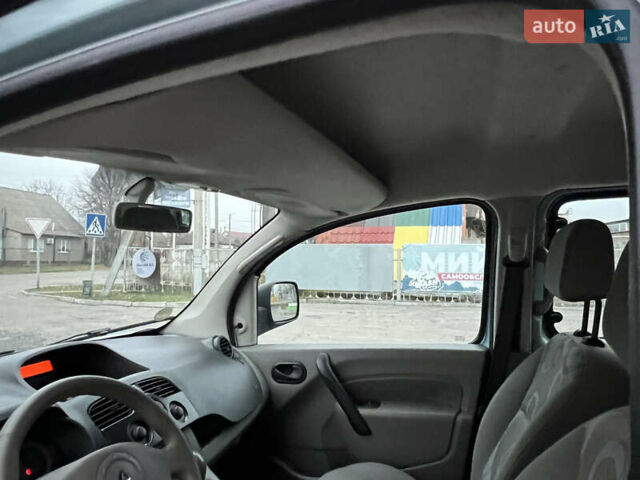Черный Рено Кенгу, объемом двигателя 1.5 л и пробегом 170 тыс. км за 6700 $, фото 33 на Automoto.ua