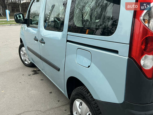 Черный Рено Кенгу, объемом двигателя 1.5 л и пробегом 170 тыс. км за 6700 $, фото 23 на Automoto.ua