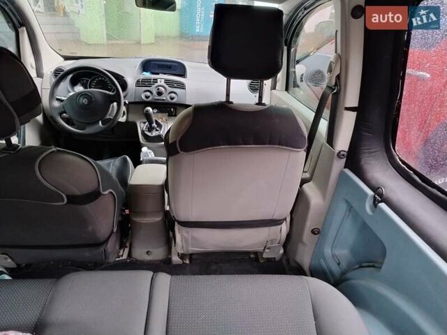 Черный Рено Кенгу, объемом двигателя 1.46 л и пробегом 248 тыс. км за 4200 $, фото 6 на Automoto.ua