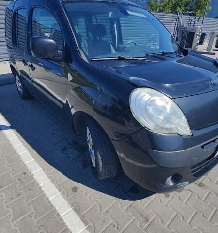 Черный Рено Кенгу, объемом двигателя 1.6 л и пробегом 224 тыс. км за 6900 $, фото 3 на Automoto.ua