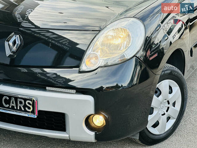 Чорний Рено Кєнгу, об'ємом двигуна 1.6 л та пробігом 136 тис. км за 8400 $, фото 7 на Automoto.ua