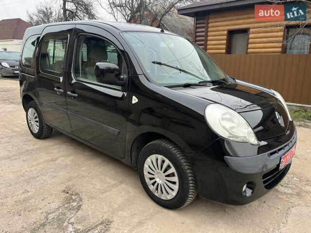 Чорний Рено Кєнгу, об'ємом двигуна 1.6 л та пробігом 201 тис. км за 8400 $, фото 7 на Automoto.ua