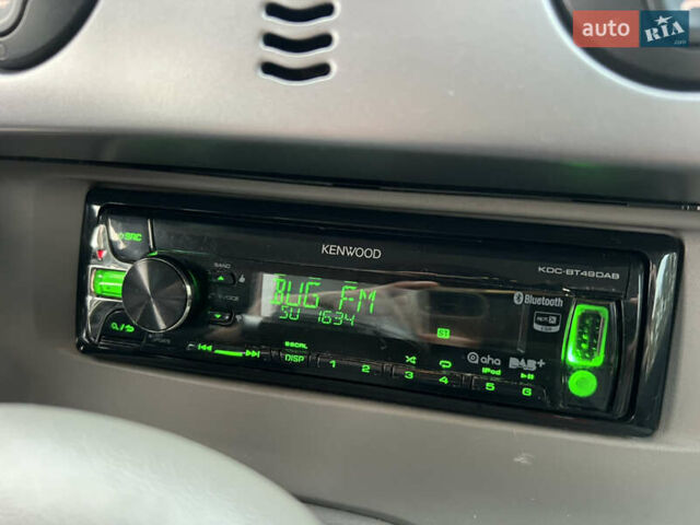 Черный Рено Кенгу, объемом двигателя 1.6 л и пробегом 214 тыс. км за 7300 $, фото 41 на Automoto.ua