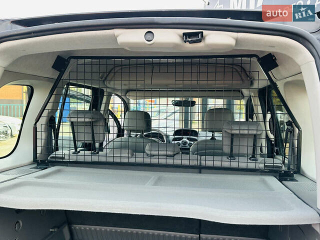 Чорний Рено Кєнгу, об'ємом двигуна 1.6 л та пробігом 136 тис. км за 8400 $, фото 45 на Automoto.ua