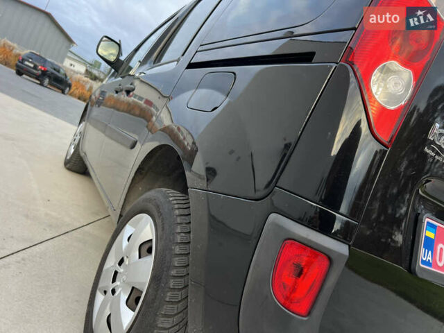 Черный Рено Кенгу, объемом двигателя 1.6 л и пробегом 214 тыс. км за 7300 $, фото 9 на Automoto.ua