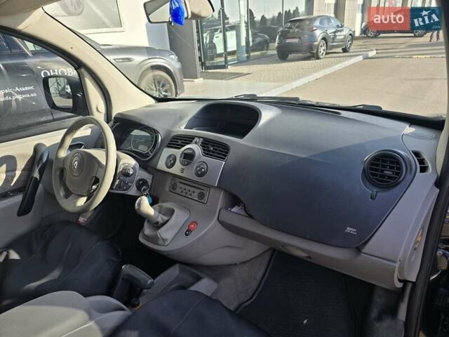 Черный Рено Кенгу, объемом двигателя 1.46 л и пробегом 217 тыс. км за 8900 $, фото 26 на Automoto.ua
