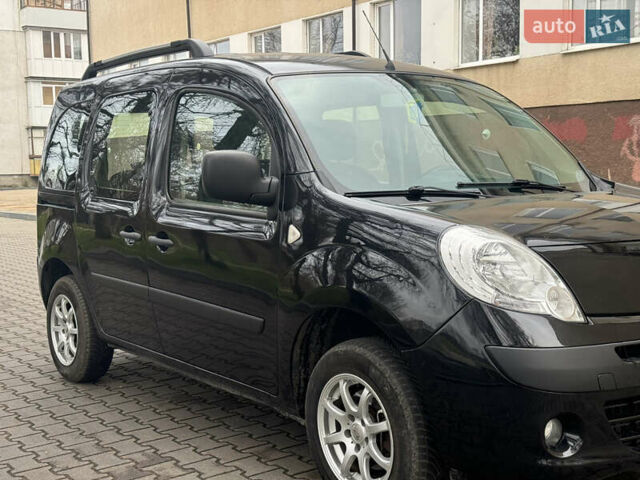 Черный Рено Кенгу, объемом двигателя 1.6 л и пробегом 241 тыс. км за 4850 $, фото 14 на Automoto.ua