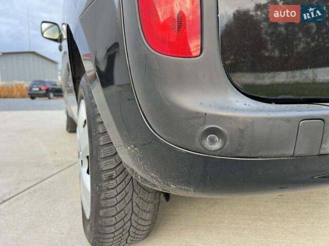 Черный Рено Кенгу, объемом двигателя 1.6 л и пробегом 214 тыс. км за 7300 $, фото 7 на Automoto.ua