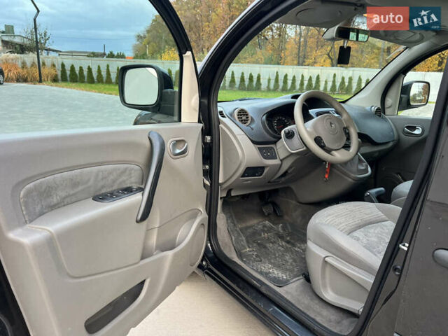 Черный Рено Кенгу, объемом двигателя 1.6 л и пробегом 214 тыс. км за 7300 $, фото 28 на Automoto.ua