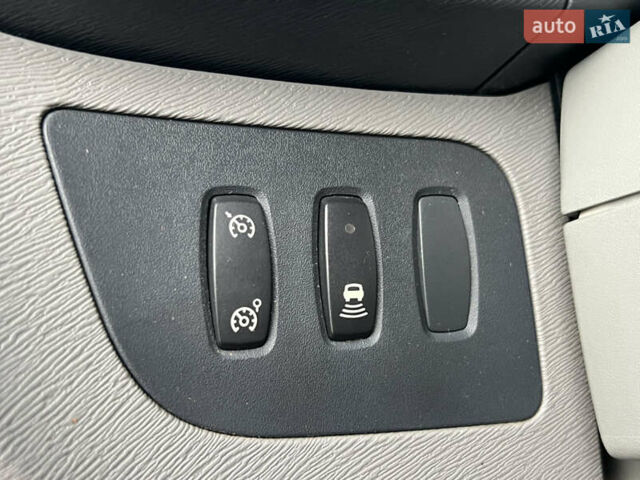 Черный Рено Кенгу, объемом двигателя 1.6 л и пробегом 214 тыс. км за 7300 $, фото 44 на Automoto.ua