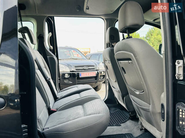 Чорний Рено Кєнгу, об'ємом двигуна 1.6 л та пробігом 136 тис. км за 8400 $, фото 20 на Automoto.ua