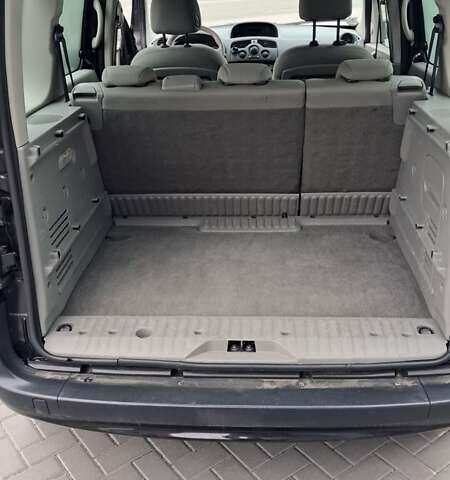 Чорний Рено Кєнгу, об'ємом двигуна 1.6 л та пробігом 205 тис. км за 7350 $, фото 11 на Automoto.ua