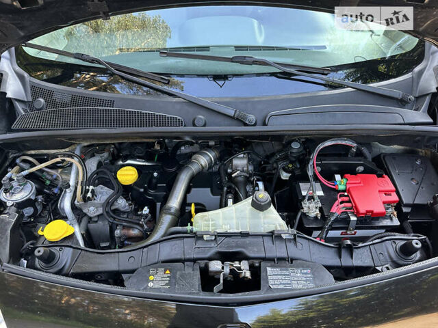 Черный Рено Кенгу, объемом двигателя 1.5 л и пробегом 233 тыс. км за 7500 $, фото 16 на Automoto.ua