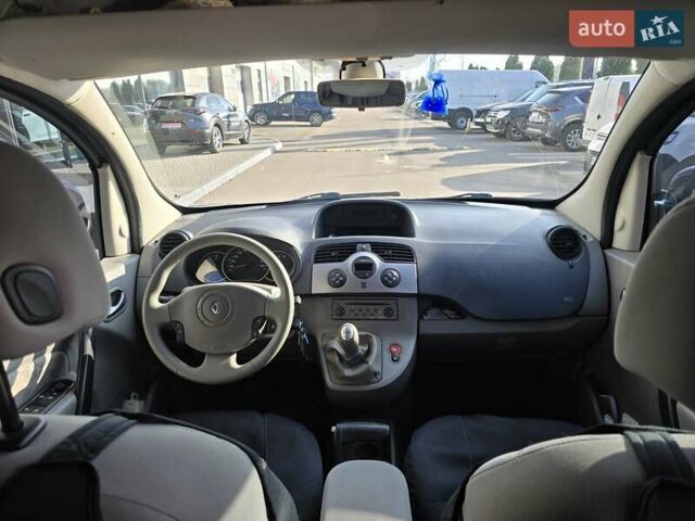 Черный Рено Кенгу, объемом двигателя 1.46 л и пробегом 217 тыс. км за 8900 $, фото 8 на Automoto.ua