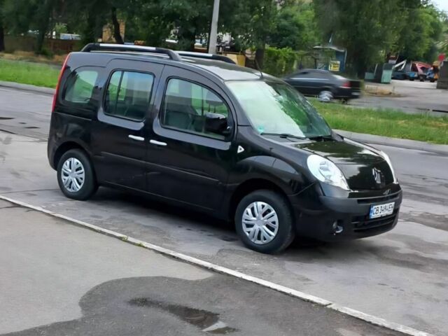 Черный Рено Кенгу, объемом двигателя 1.6 л и пробегом 222 тыс. км за 7300 $, фото 3 на Automoto.ua