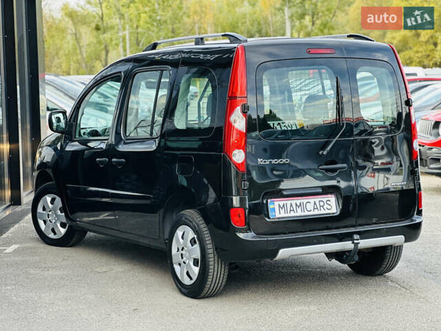 Чорний Рено Кєнгу, об'ємом двигуна 1.6 л та пробігом 136 тис. км за 8400 $, фото 3 на Automoto.ua
