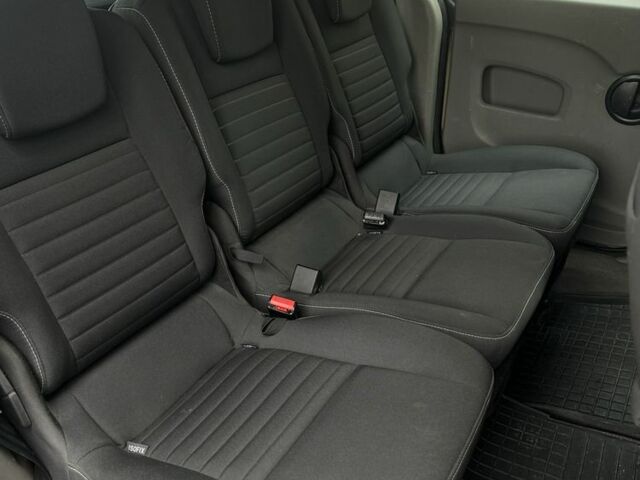 Черный Рено Кенгу, объемом двигателя 1.6 л и пробегом 241 тыс. км за 4850 $, фото 21 на Automoto.ua