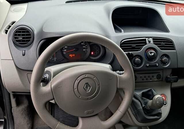 Чорний Рено Кєнгу, об'ємом двигуна 1.6 л та пробігом 205 тис. км за 7350 $, фото 10 на Automoto.ua