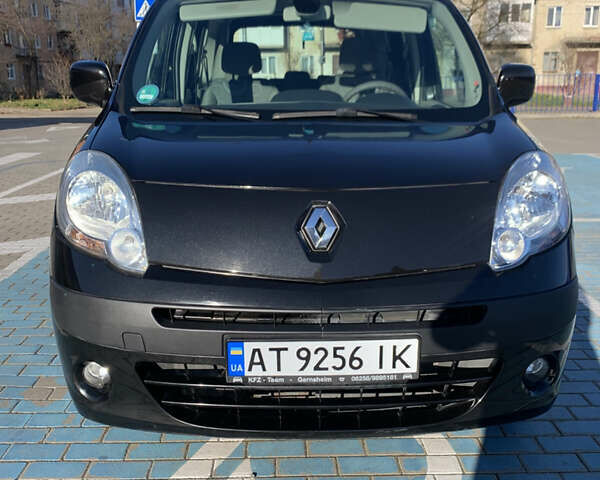 Черный Рено Кенгу, объемом двигателя 1.6 л и пробегом 189 тыс. км за 7200 $, фото 1 на Automoto.ua