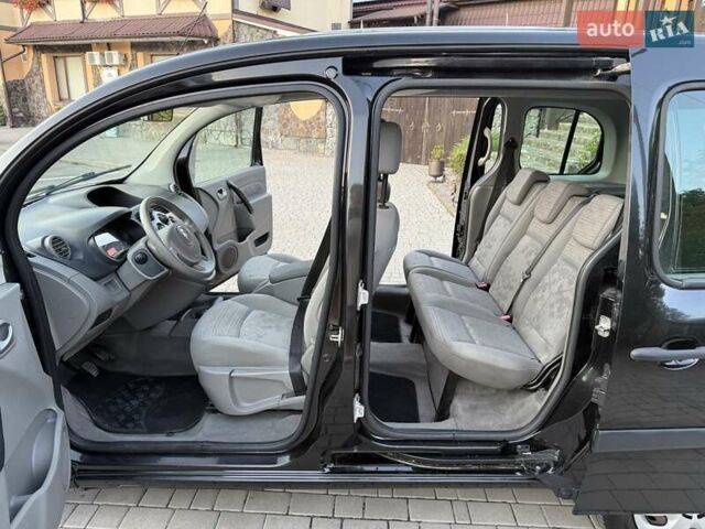 Черный Рено Кенгу, объемом двигателя 1.6 л и пробегом 156 тыс. км за 6950 $, фото 58 на Automoto.ua