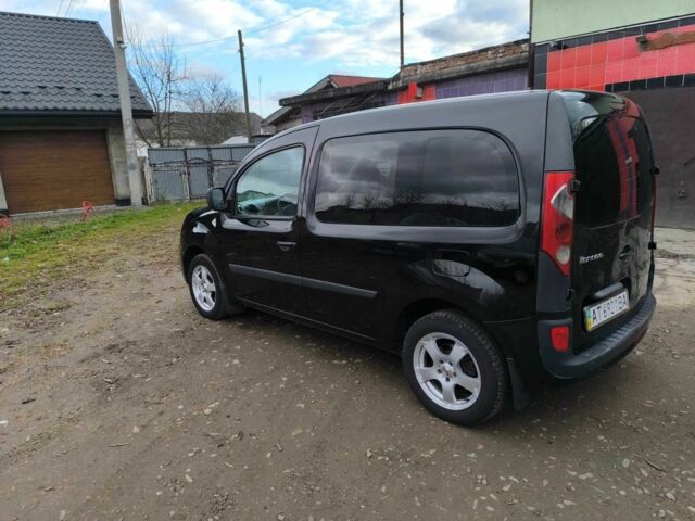 Чорний Рено Кєнгу, об'ємом двигуна 1.5 л та пробігом 300 тис. км за 4500 $, фото 1 на Automoto.ua