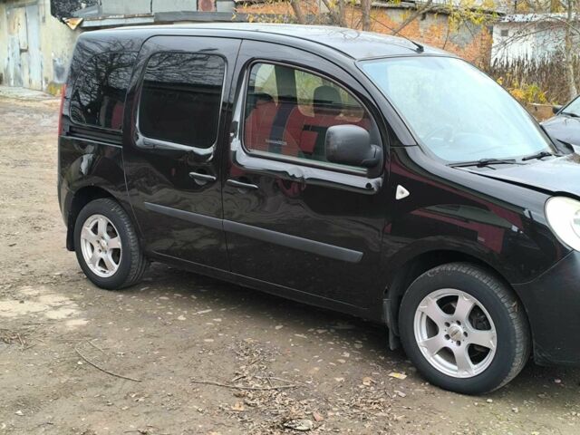 Чорний Рено Кєнгу, об'ємом двигуна 1.5 л та пробігом 300 тис. км за 4500 $, фото 5 на Automoto.ua